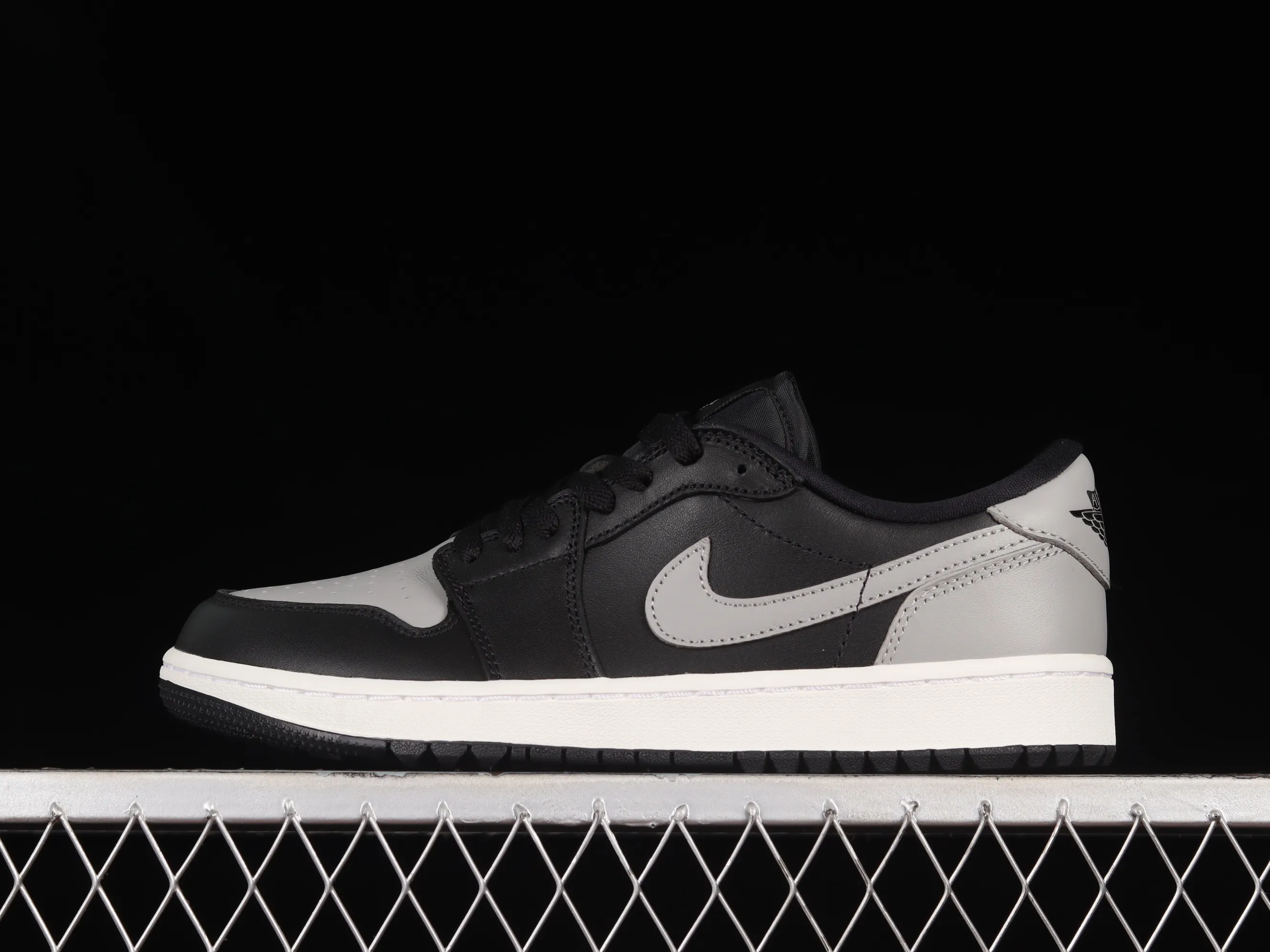 All categories Air Jordan Jordan series basketball shoes Air Jordan 1 Low G version pure original Air Jordan 1 Low Golf "Shadow" AJ1 Joe 1 new golf version black and gray shadow color DD9315-001